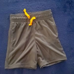 Toddler boys 2T shorts